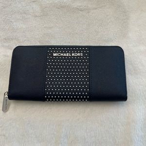 Michael Kors Navy Wallet
